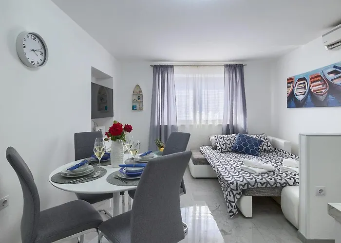 Luka Apartman