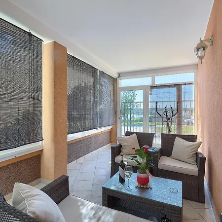 Luka Apartman Pomer