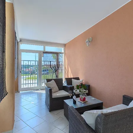 Apartman Luka Pomer