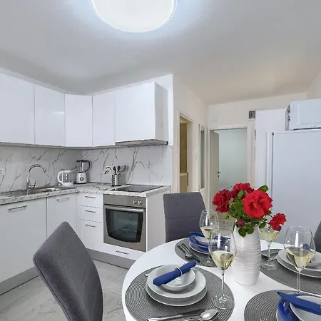 Studio Apartman Luka Pomer