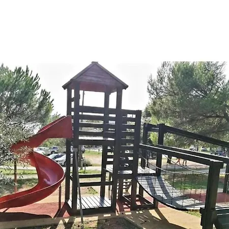 Luka Apartman *